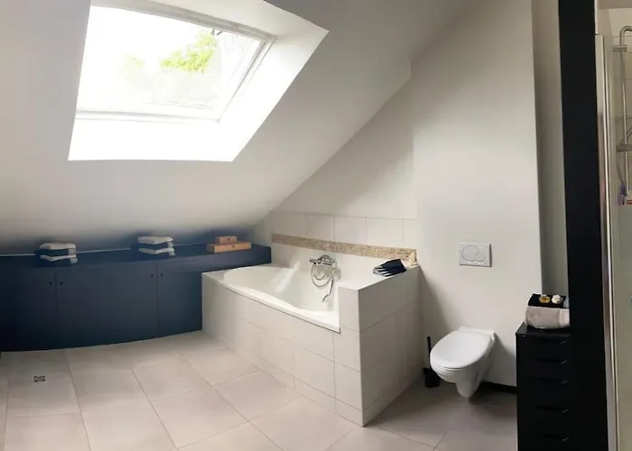 La Maison Blanche Дом отдыха Намюр